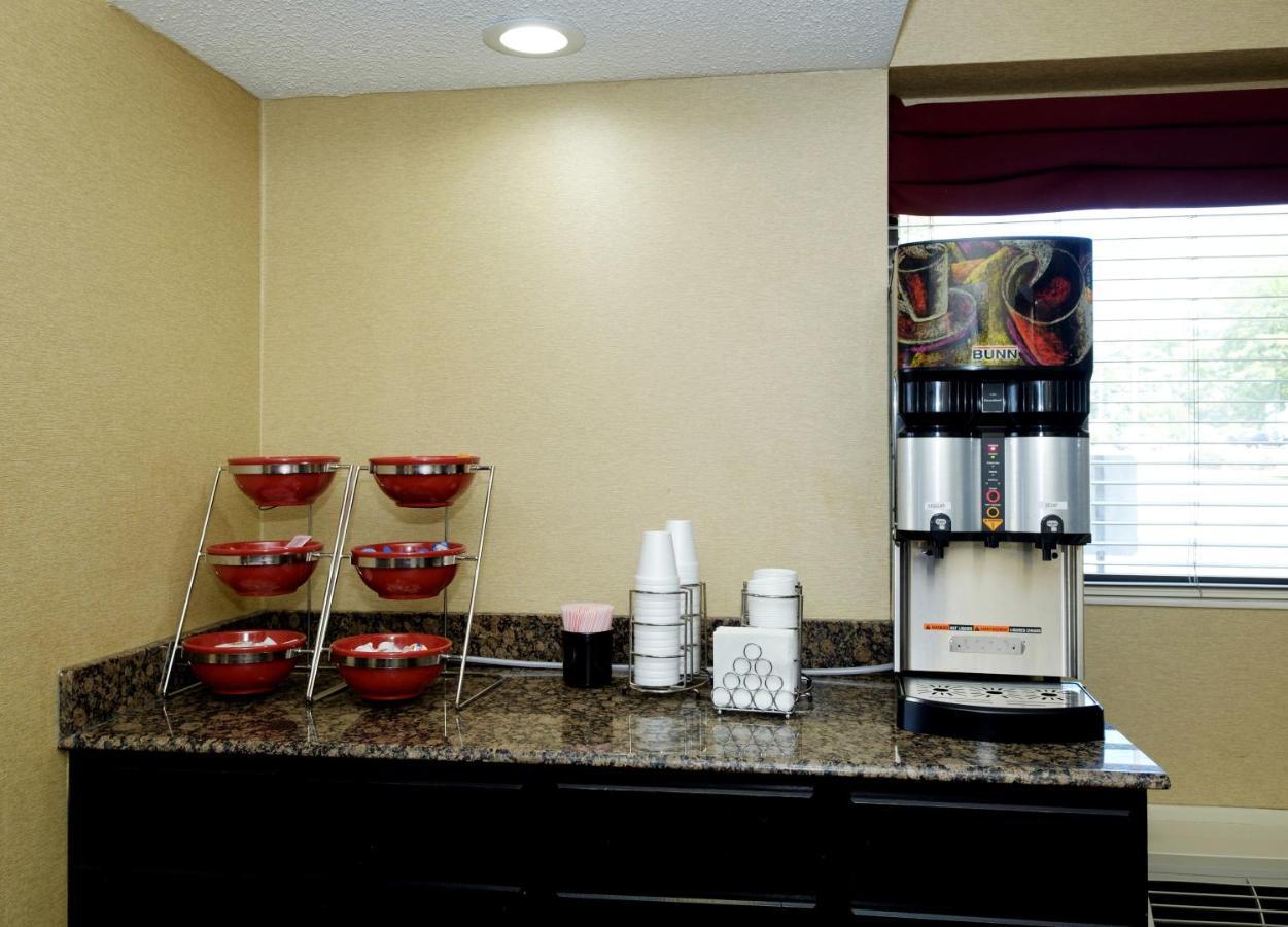 Red Roof Inn Columbus West - Hilliard New Rome Экстерьер фото