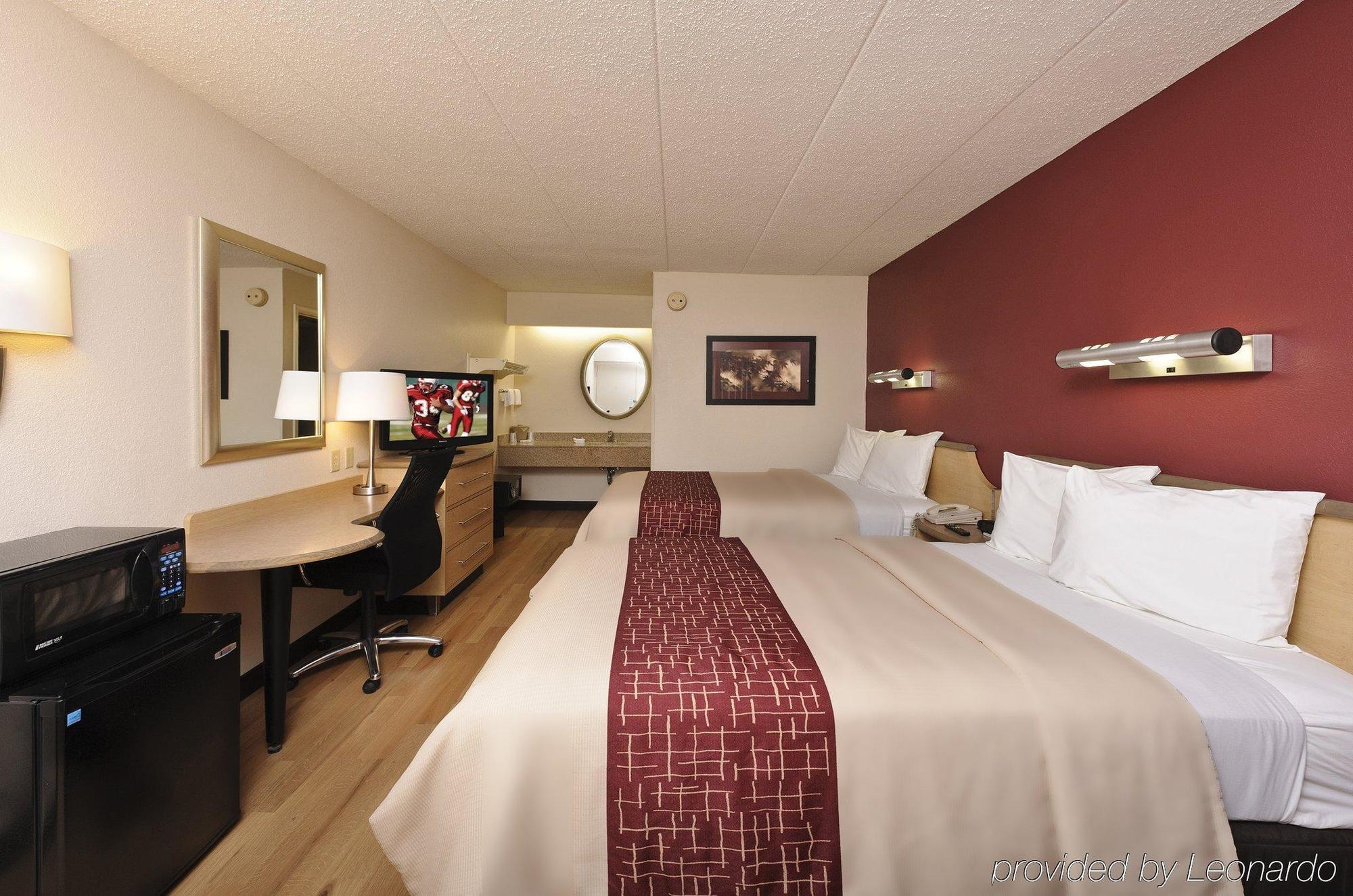 Red Roof Inn Columbus West - Hilliard New Rome Экстерьер фото